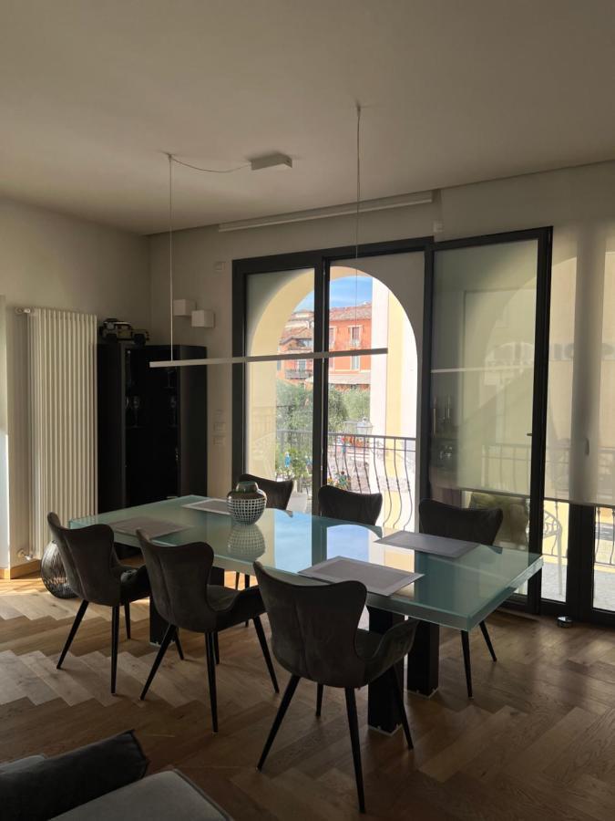 Suite La Castellana Torri Del Benaco Eksteriør billede