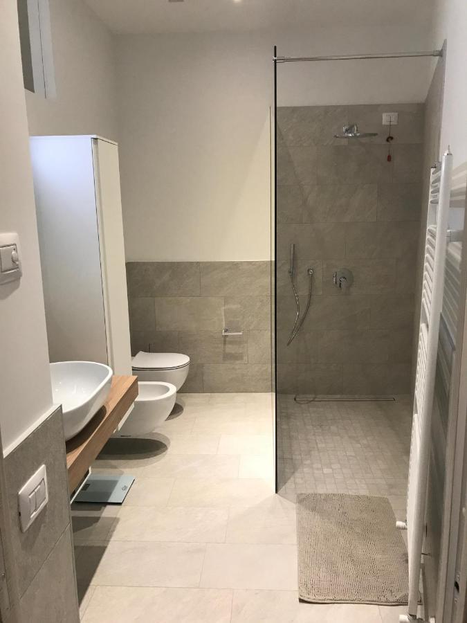 Suite La Castellana Torri Del Benaco Eksteriør billede