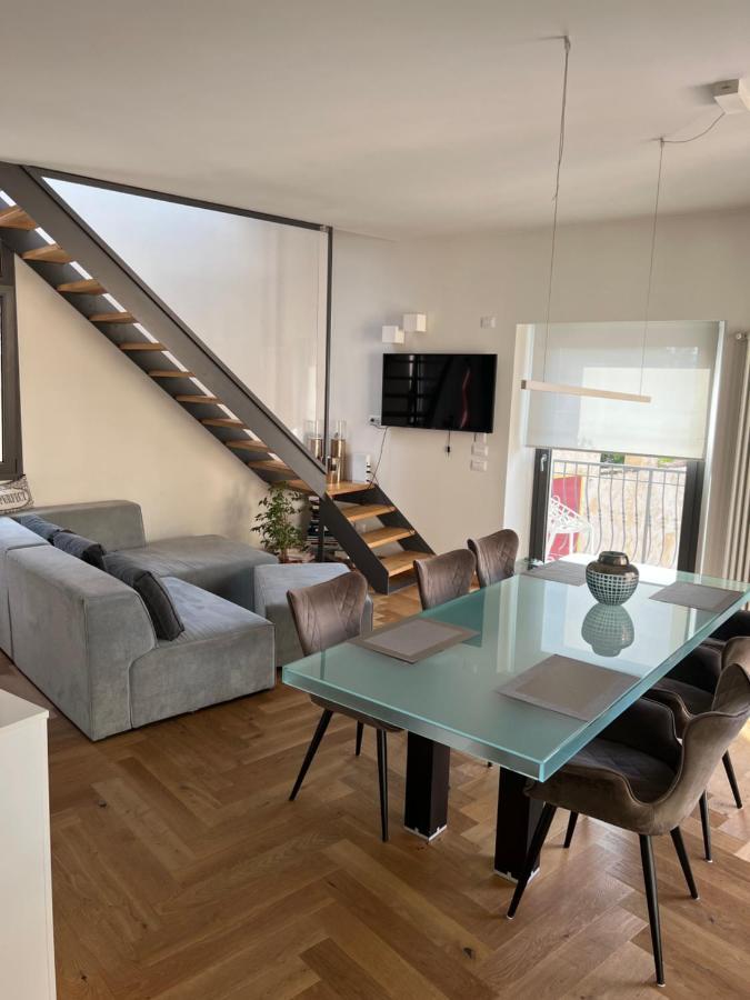 Suite La Castellana Torri Del Benaco Eksteriør billede