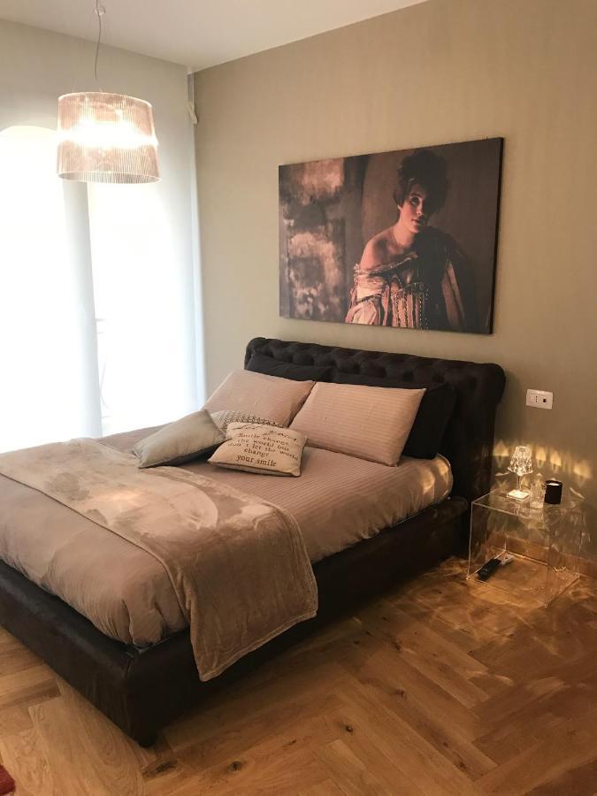 Suite La Castellana Torri Del Benaco Eksteriør billede