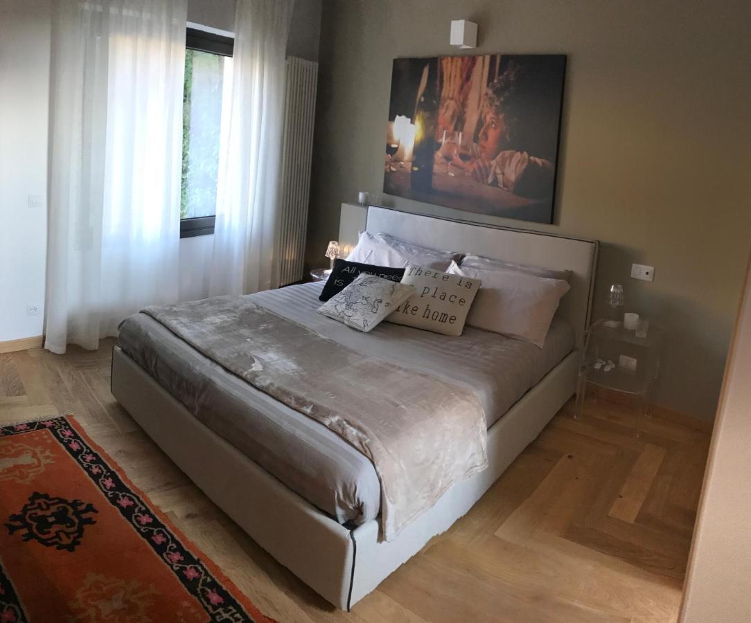 Suite La Castellana Torri Del Benaco Eksteriør billede